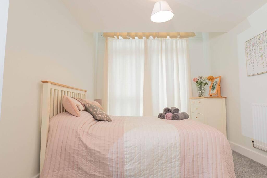 Beautiful 2 Bed In Central Birmingham: A Hidden Gem! Luaran gambar