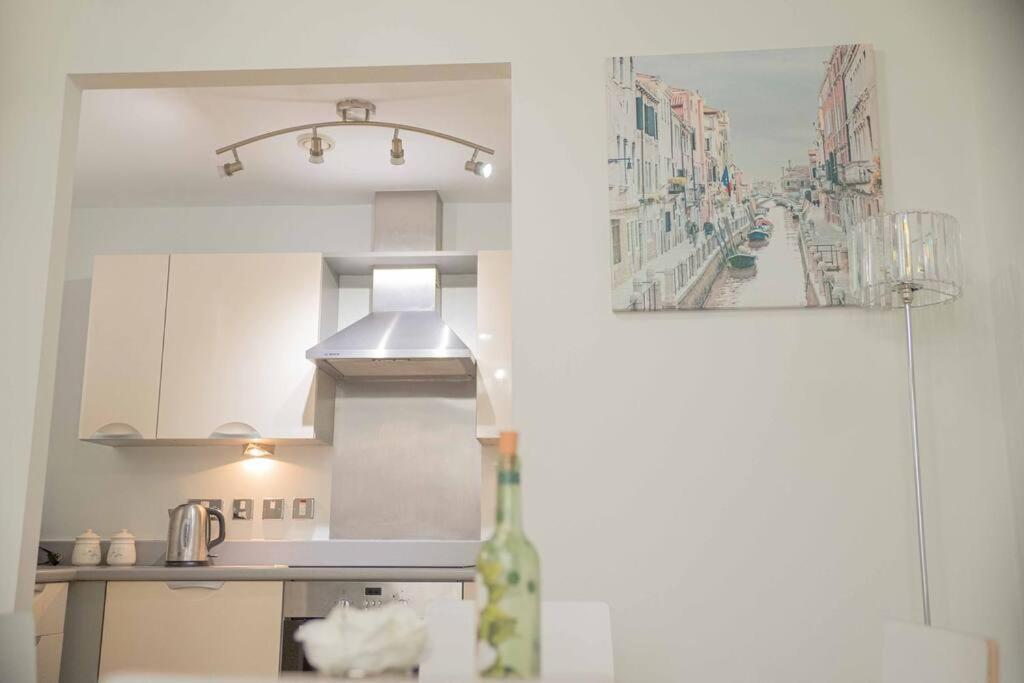 Beautiful 2 Bed In Central Birmingham: A Hidden Gem! Luaran gambar